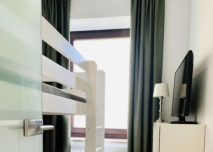 Sea Air Modern Retreat